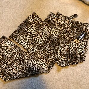 Leopard print pants NWT Studio 253 leopard print size S pants soft